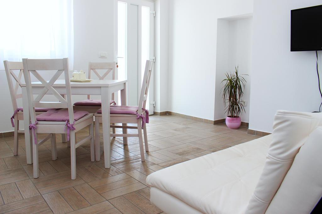 Apartments Palma Sibenik Ruang foto